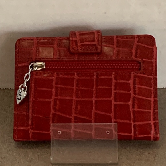 Identity Stronghold RFID Wallet - Picture 2 of 6